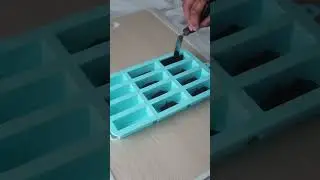 Let’s Make the Viral Pistachio Chocolate Bar from Dubai! 🍫 #shorts #food