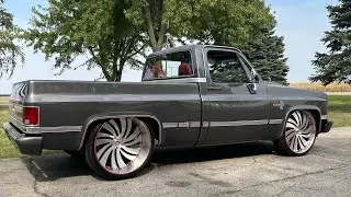 SQUARE BODY C10 SQUATTING FORGIATO 26’S FAT LIPS #betitupkustoms #automobile #c10