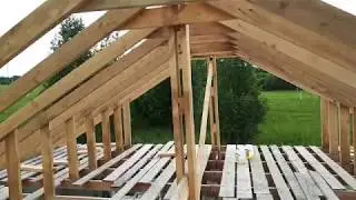 Стропильная система стойки и ригеля.