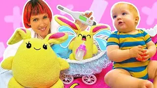 ¡Juegos al doctor con juguetes de peluche, Bebé de Mamá de Lucky y Minimi!