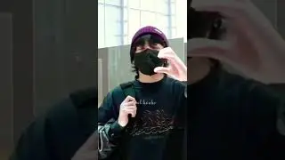 Jungkook departed from Korea to LA🐰💜....looking all hot and cute at the same time🤭🙈😍