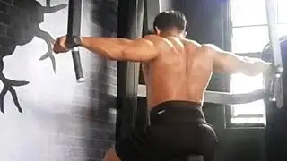 Cara Melebarkan Otot Punggung di gym