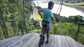 Tirolesa Interestadual de bicicleta