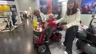 ZVGREEN at REHACARE  SEP.13-16 Model BSH2D Easy to Use
