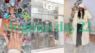 Making Marshmallow Cold Foam & Festive Christmas Nails | Vlogmas Day 22
