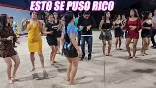 Look how this girl dances in a miniskirt
