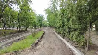 Как в Саратове ремонтируют сквер на Проспекте 50 лет Октября