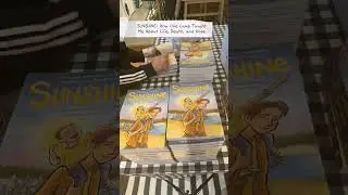 ☀️Signing 600 copies!