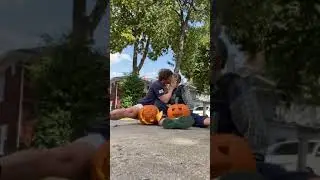 I tried to kiss my best friend challenge 😘 