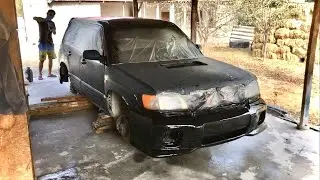 Painting Subaru Forester SF5