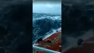 Корабль в шторм