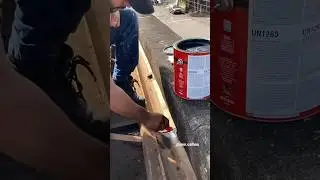 Apply waterproof roof concrete gutter