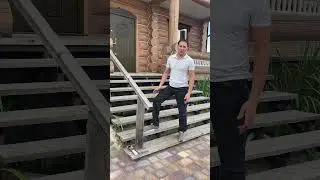 Временное крыльцо на Доме.