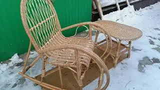 Кресло качалка и столик
