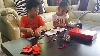 Karize with Kaizer Unboxing and Building Lego Juniors
