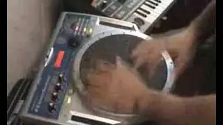 A.A.A.P. plays Handsonic (3)