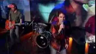 2001-03 - Train - Drops of Jupiter (Live @ TOTP)