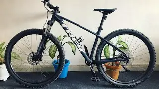 Trek Marlin 7 Mountain Bike 2022