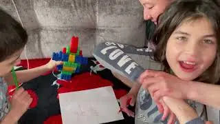 Жизнь с Аутистом.Ками нападает на Карину 😂