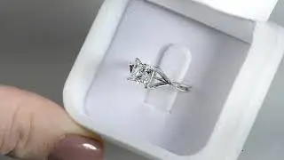 Minimal Split Shank Princess Cut Engagement Ring Design by Brillianteers.com