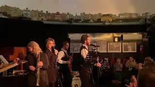 I Dont Want To Miss A Thing -  Aerosmith ( Е. Старков М. Савостина Live )