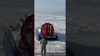 Прогулка по льду Байкал на хивусе стоит от 1000 руб