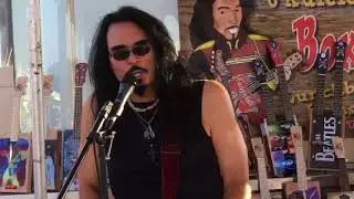 WHOOPIN' UP SOME JOHNNY CASH COUNTRY for UKE!