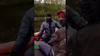 Гонки на лодке по реке Большая Осипова