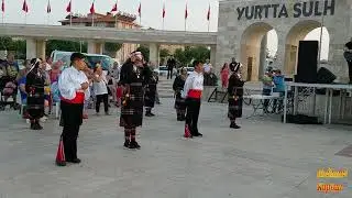 H E.  Okestrasından Ezgiler