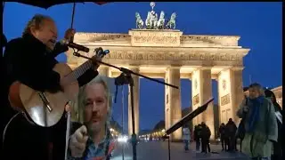 Reupload einer Mahnwache für Julian Assange im Jahr 2020