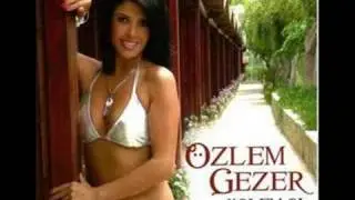 Özlem Gezer - Kölem Ol (Şarkı Sözü)