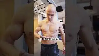 Why are some people's ab muscles straight and others crooked? 