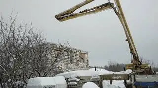 заливка армопояса зимой. бетон с добавками.