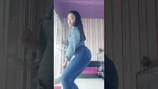 Tiktok bocil goyang bokong semok