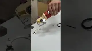 Как заменить диск на раскройном ноже.