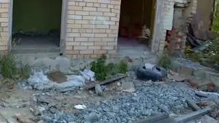 Один на заброшенной базе....Часть 2