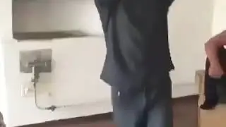 Асхаб зажигает