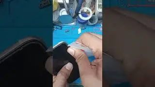Samsung A6 lcd removal