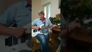 #Сидимдома поем военные песни к Дню Победы."на безымянной высоте