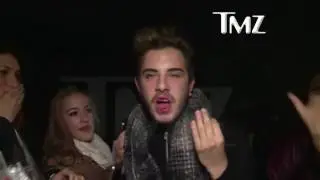 Justin Biever pega un puñetazo a un fan en Barcelona xD