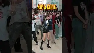 K-pop in public TREASURE - 'KING KONG'