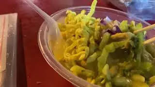 Travel vlog: chiangmai thailand sunday tha phae walking street market…like a night market basically