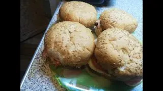 Домашние гамбургеры.