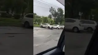 Владивосток, ул Давыдова. Наводнение. Последствия сильного ливня. 