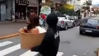 Крутой костюм!