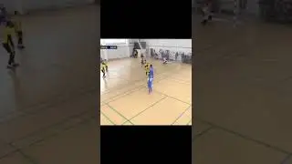Вратарь отбил 10 метровый #goalkeeper #bestgoalkeepersaves