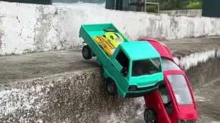 Suzuki pick up And Toyota Corolla Crossing Accident