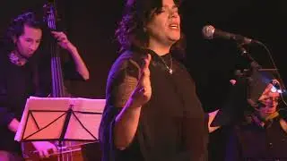 LA CUEVA STREAMING - SOFIA MILONI