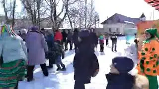 Чучело масленицы сжечь