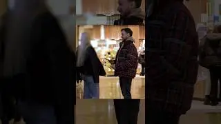 Пикапер соблазнил блондинку